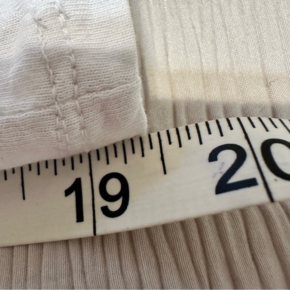 Pittsburgh Penguins Long Sleeve Fitted Lightweight Tee Shirt Jr. Size M 7/9 EUC - Picture 12 of 13